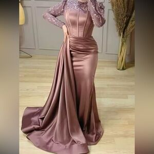 Elegant Mauve Evening Gown